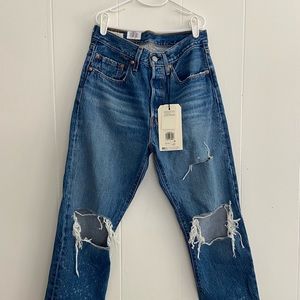 NEW W TAGS Levi’s 501 Holey High-Waisted Jeans 26